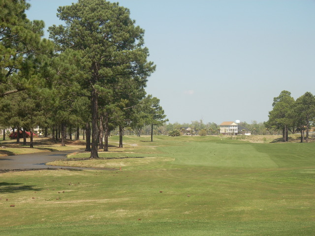 PineHills course at Myrtlewood Golf Club - hole 9