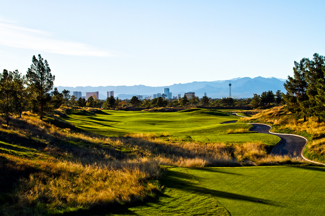 Royal Links Golf Club - hole 12 tee