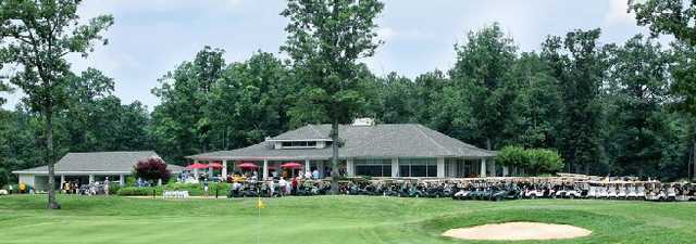 Hunting Hawk GC: clubhouse