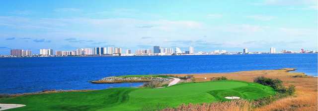 Links At Lighthouse Sound: signature hole