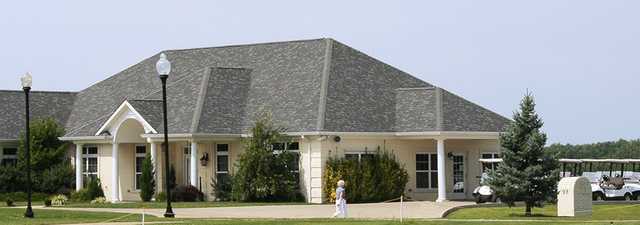 Duckers Lake GC: clubhouse