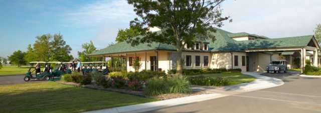Emerald Falls GC: Clubhouse