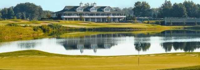 Hawk Hollow GC: clubhouse