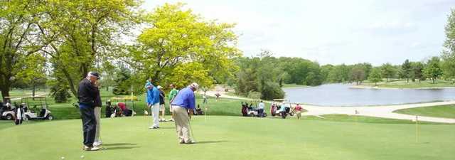 Auglaize GC: putting green 