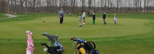 Oakhaven GC: putting green