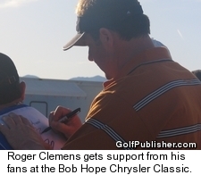 Roger Clemens with his fans 