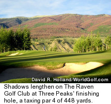 Raven Golf Club at Three Peaks - Hole 18